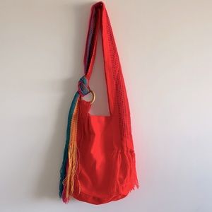 Stunning handmade Peruvian crossbody bucket bag